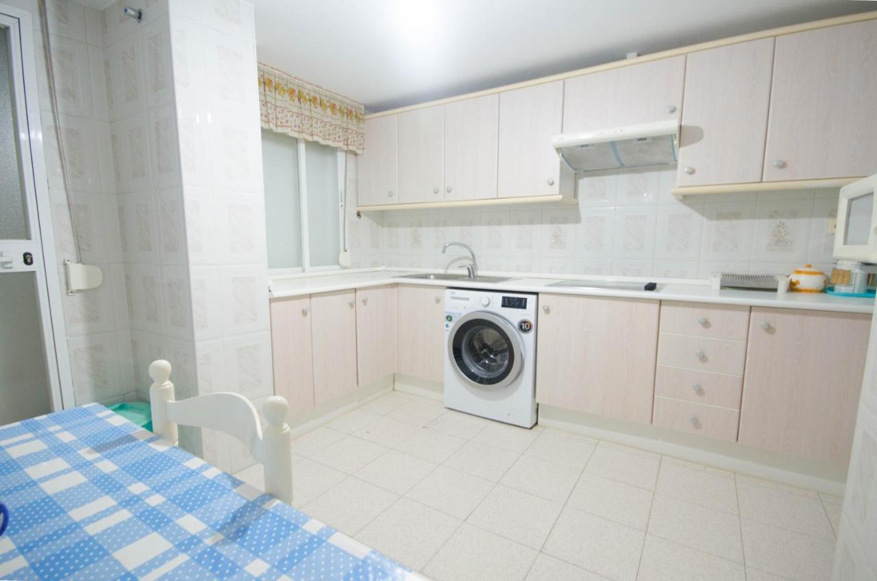 Aparment Neptuno- Located On The Promenade A Few Metres From The Beach. Estepona Eksteriør bilde