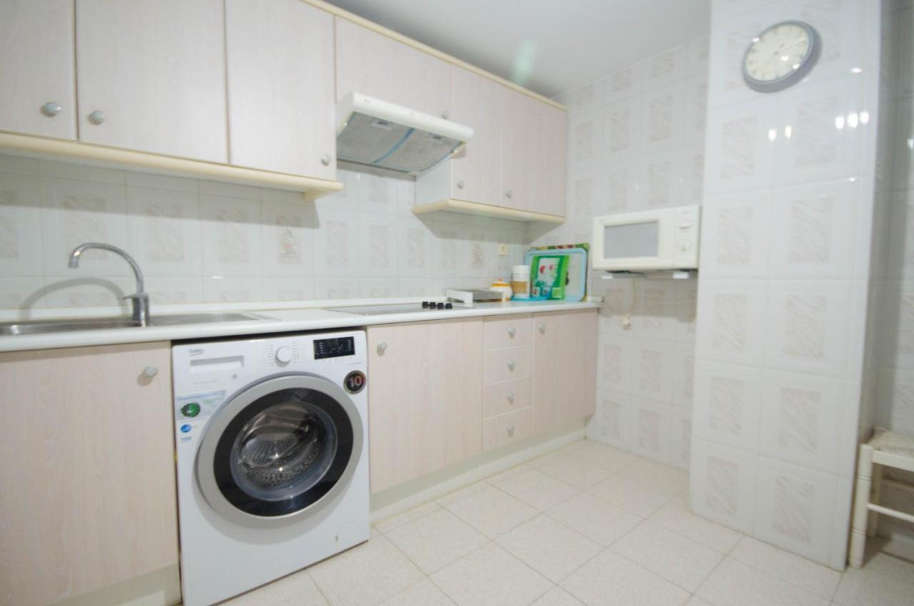 Aparment Neptuno- Located On The Promenade A Few Metres From The Beach. Estepona Eksteriør bilde
