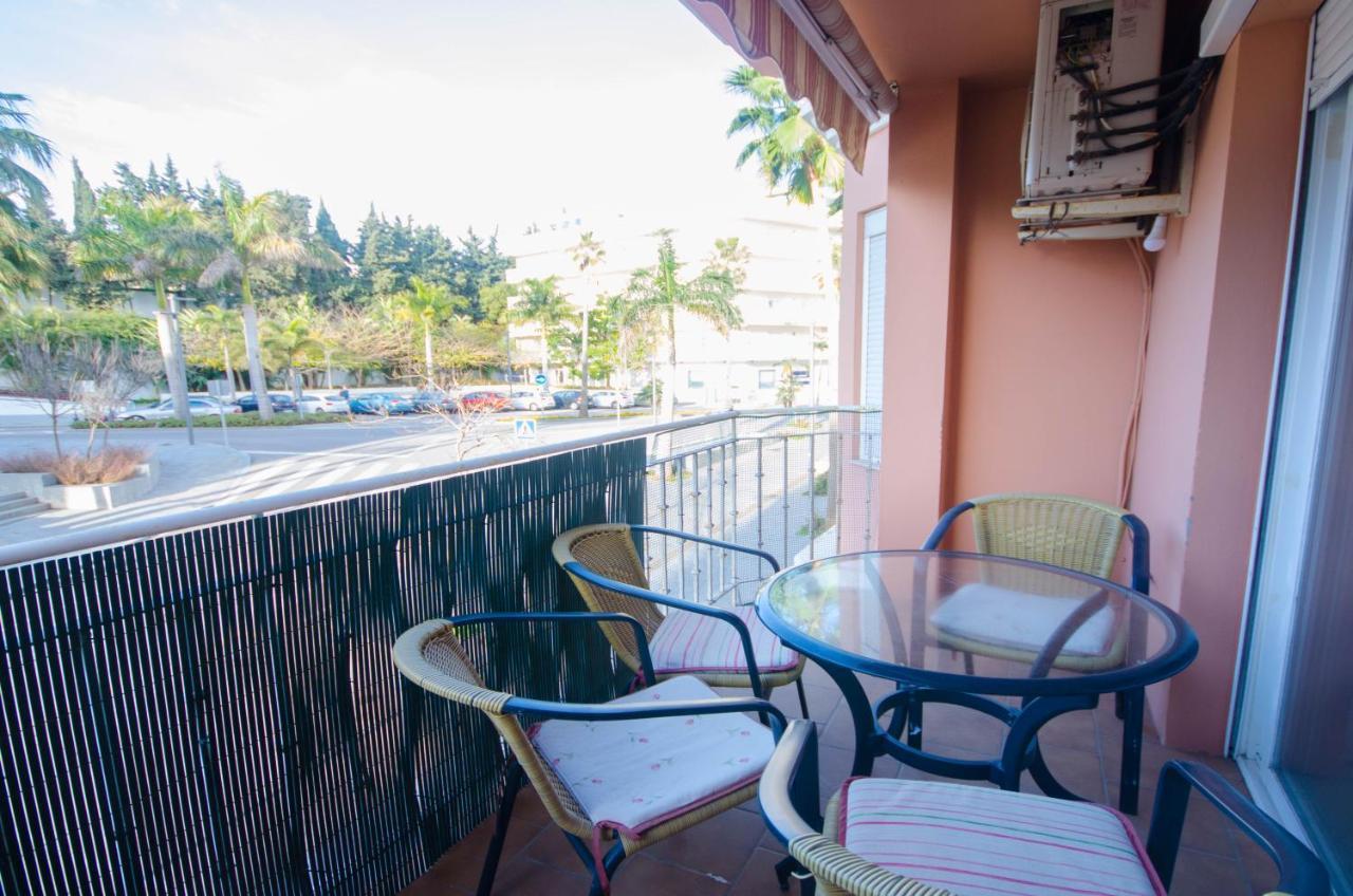 Aparment Neptuno- Located On The Promenade A Few Metres From The Beach. Estepona Eksteriør bilde