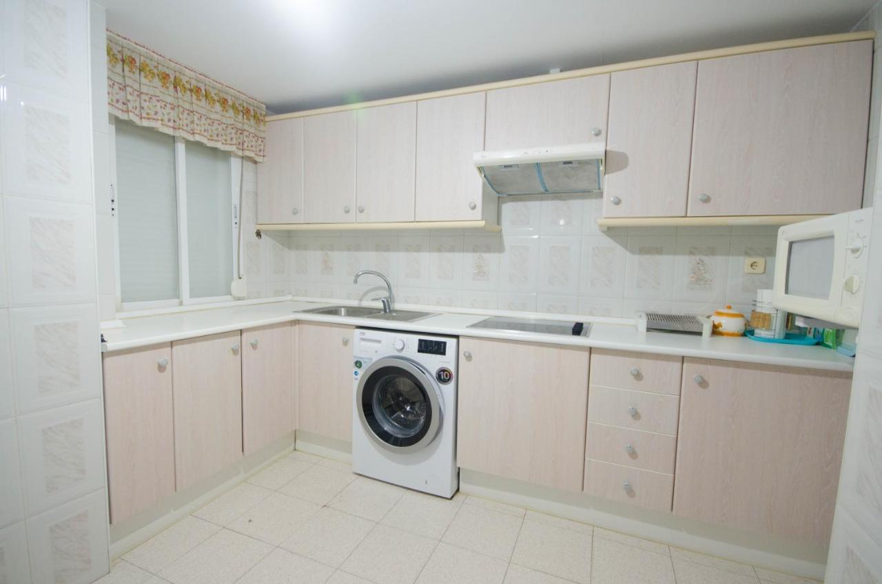 Aparment Neptuno- Located On The Promenade A Few Metres From The Beach. Estepona Eksteriør bilde