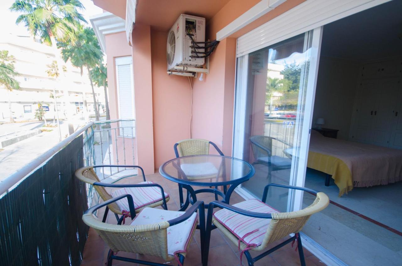 Aparment Neptuno- Located On The Promenade A Few Metres From The Beach. Estepona Eksteriør bilde