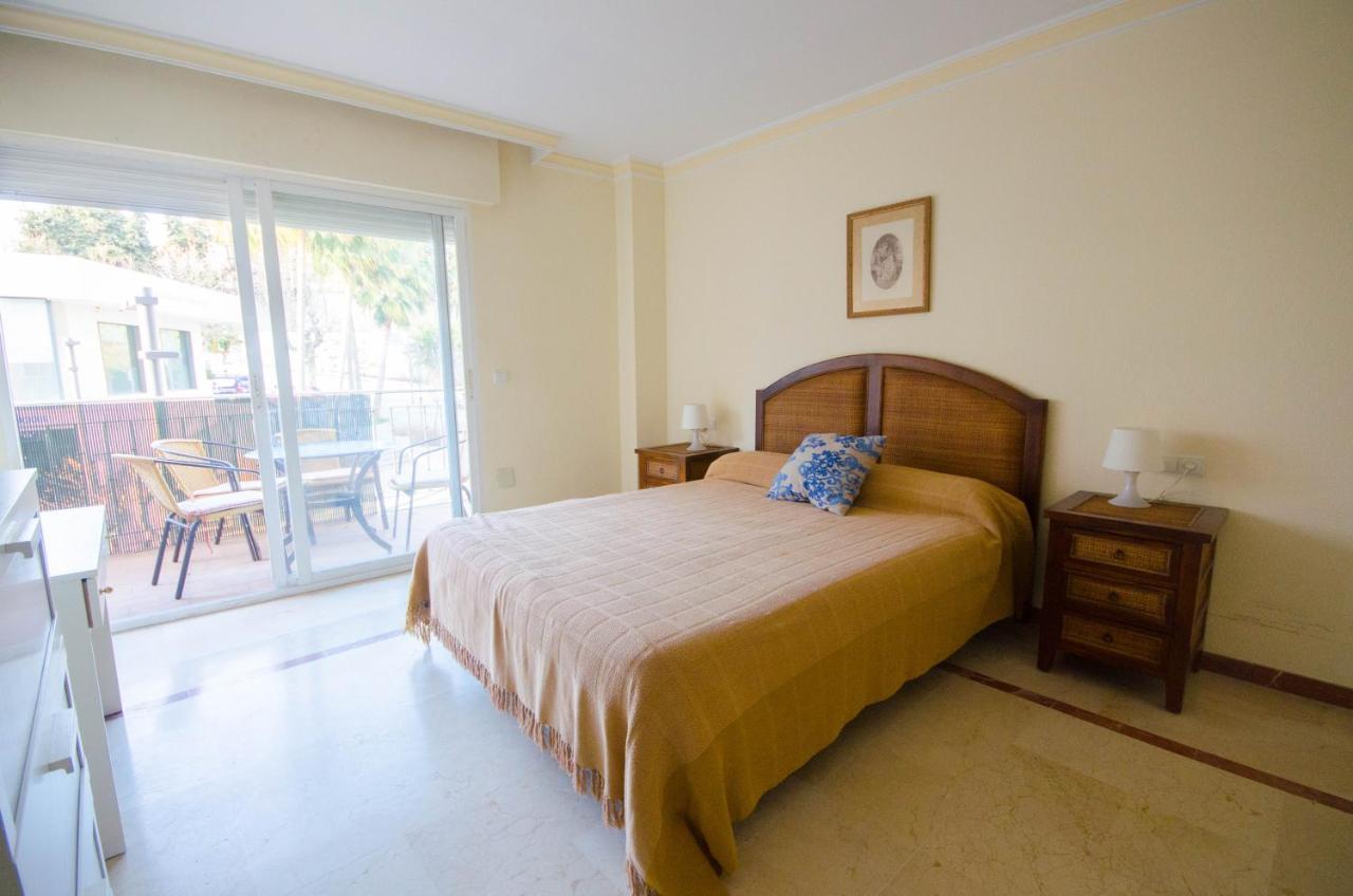 Aparment Neptuno- Located On The Promenade A Few Metres From The Beach. Estepona Eksteriør bilde